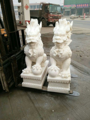 曲陽(yáng)漢白玉石雕麒麟 匠心與傳承的永恒象征